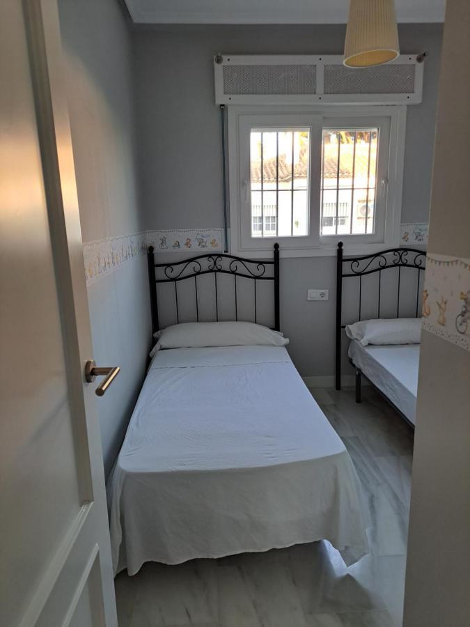 Apartamento Pinares Del Atlantico Chiclana de la Frontera Exterior foto